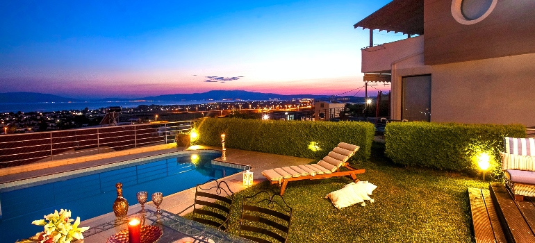 swimming pool in the backyard 